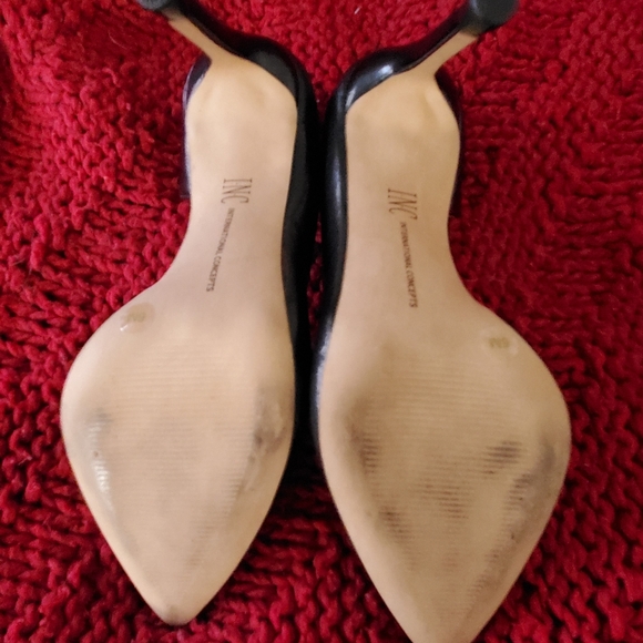 I.N.C. Kenjay d'Orsay Heels - Picture 5 of 8